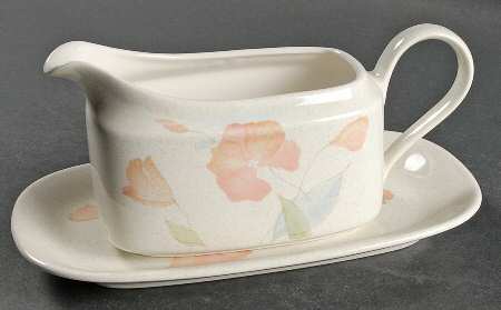 Fancy Free Gravy Boat & Underplate