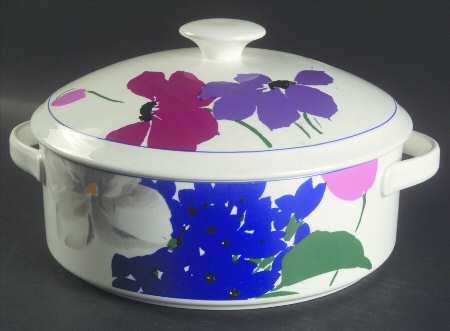 Fantasy Fleur 2 Qt Round Covered Casserole