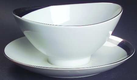 Fascination Gravy Boat with Attached Underplate