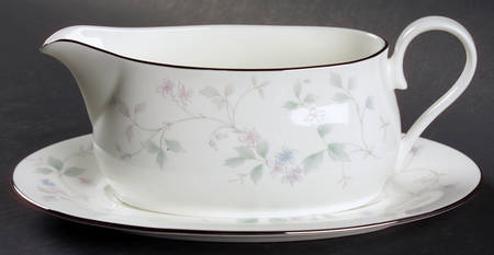 Feelings Gravy Boat & Underplate