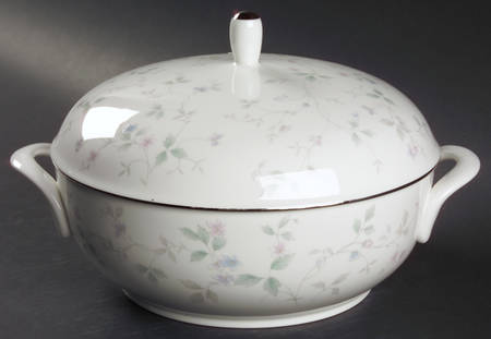 Feelings 2 Qt Round Covered Casserole