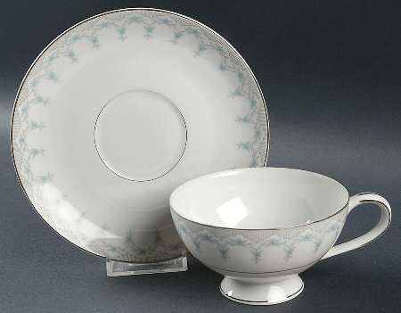 Felicia Footed Cup & Saucer Set