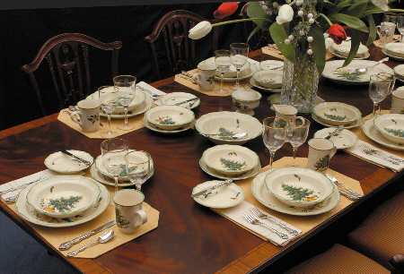 Festive Season 53 Piece Estate Set