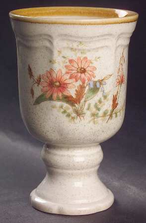 Field Bouquet 1o Oz China Goblet