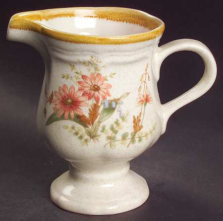 Field Bouquet Creamer