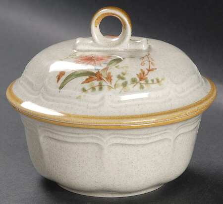 Field Bouquet Individual Casserole & Lid