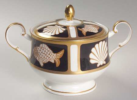 Fish and Shell Onyx (Narumi) Sugar Bowl & Lid