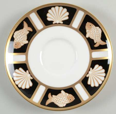 Fish and Shell Onyx (Narumi) Saucer