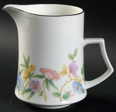 Fleur Avignon Creamer