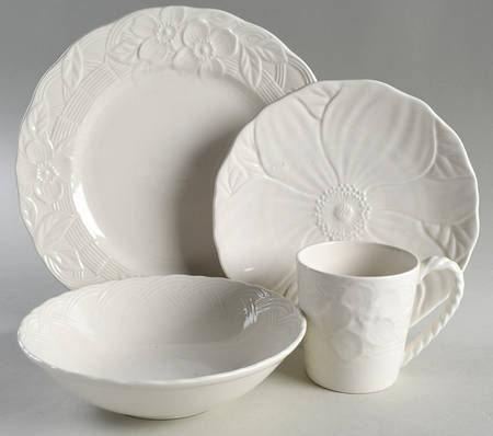 Flower Basket White 4 Piece Place Setting