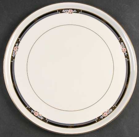 Florisse Black Cake Plate by Mikasa