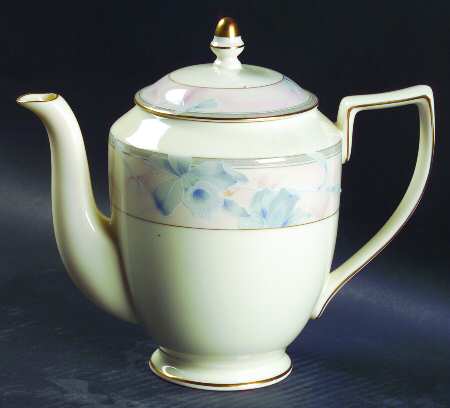Floral Blush Coffee Pot & Lid