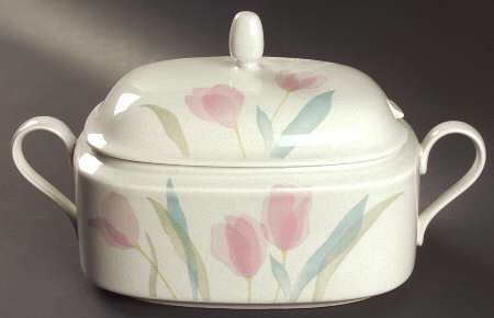 Floral Delight Tureen &  Lid