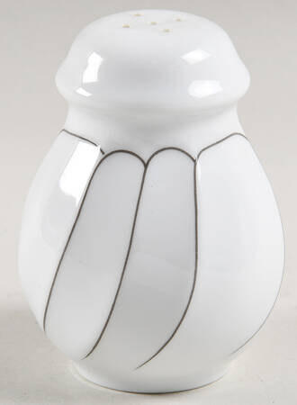 Fleetwood Pepper Shaker