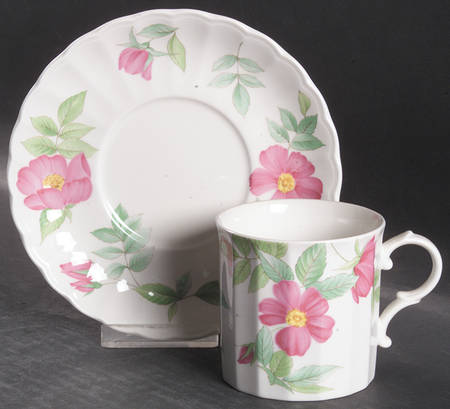 Fleuriste Flat Cup & Saucer Set