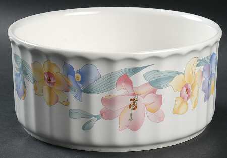 Floral Finesse 8" Souffle