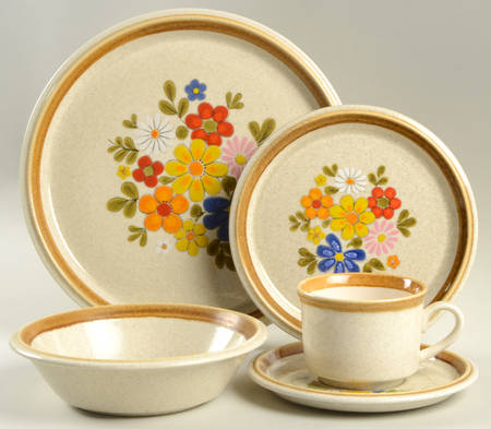 Floribunda 5 Piece Place Setting