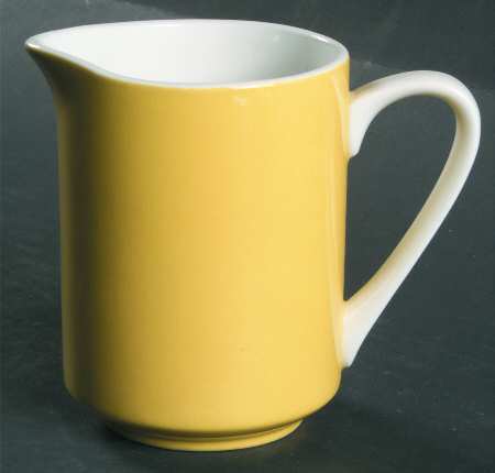 Focus Yellow Creamer