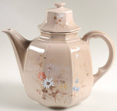 Folk Dance Coffee Pot & Lid
