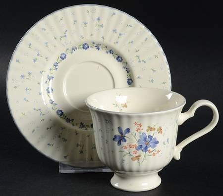 Forget Me Not Footed Cup & Saucer Set
