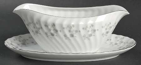 Forget Me Not Gravy Boat with Attached Underplate by Mikasa
