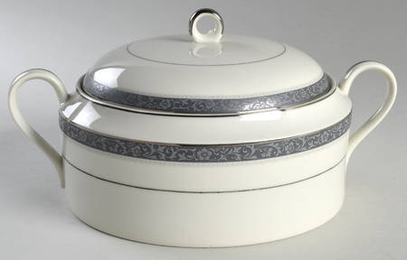 Forsythe 2.5 Qt Round Covered Casserole