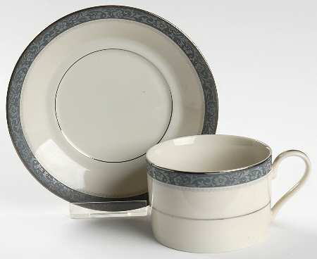 Forsythe Flat Cup & Saucer Set