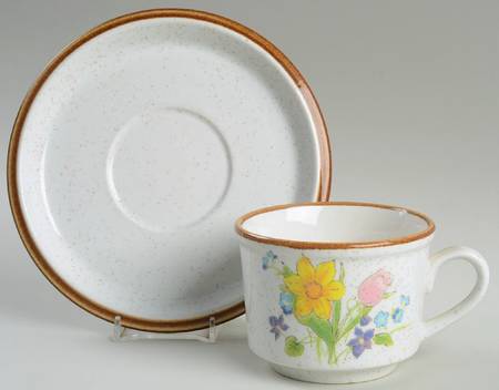 Fresh Blooms Flat Cup & Saucer Set