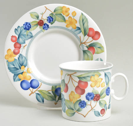 Fruit Grove Flat Cup & Saucer Set
