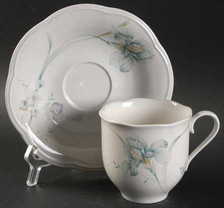 French Iris Flat Cup & Saucer Set