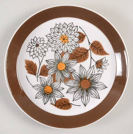 Frolic Salad Plate