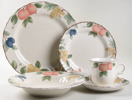 Fruit Panorama 40 Piece Estate Set