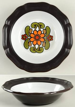 Friendship Quilt 9" Round Vegetable Bowl