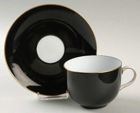 Front Row Flat Cup & Saucer Set