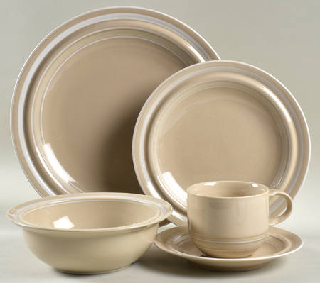 Free Spirit 5 Piece Place Setting