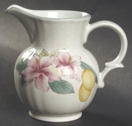Fruitage Creamer by Mikasa