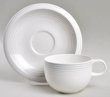 Full Circle Flat Cup & Saucer Set