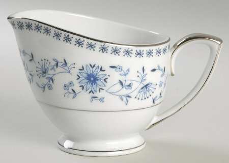 Fuji Creamer by Mikasa