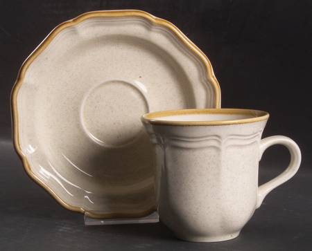 Garden Club Flat Cup & Saucer Set