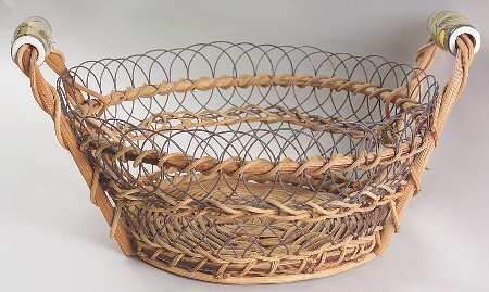 Garden Harvest 10" Handled Basket