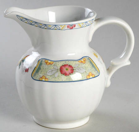 Garden Isle Creamer