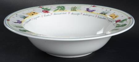 Garden Lane 10" Round Vegetable Bowl