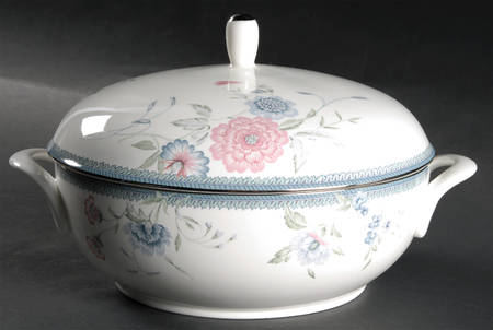 Gardenview Round Covered Vegetable