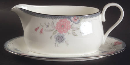 Gardenview Gravy Boat & Underplate