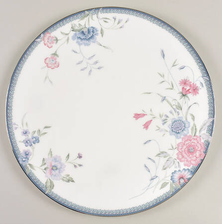 Gardenview Cake Plate