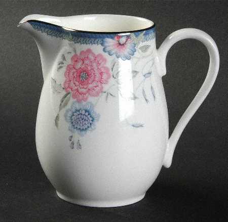 Gardenview Creamer