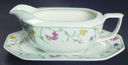 Gardinella Gravy Boat & Underplate