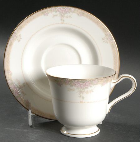 Garlands Footed Cup & Saucer Set