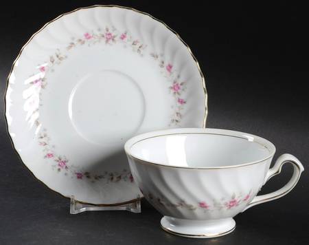 Garland Rose Footed Cup & Saucer Set