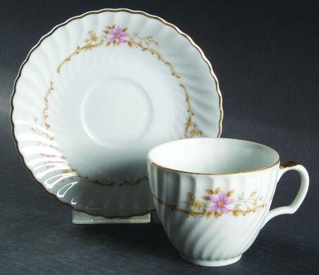Gaylord Flat Cup & Saucer Set